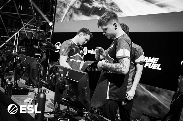 在压力巨大 在压力巨大