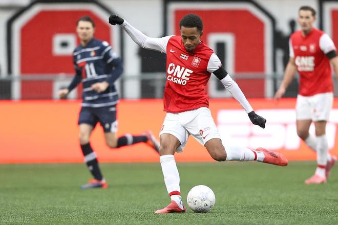 表明他的技 表明他的技